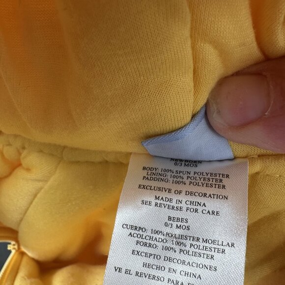 Disney Winnie the Pooh Vintage Fleece snow suit size 0/3 Month - Picture 3 of 6